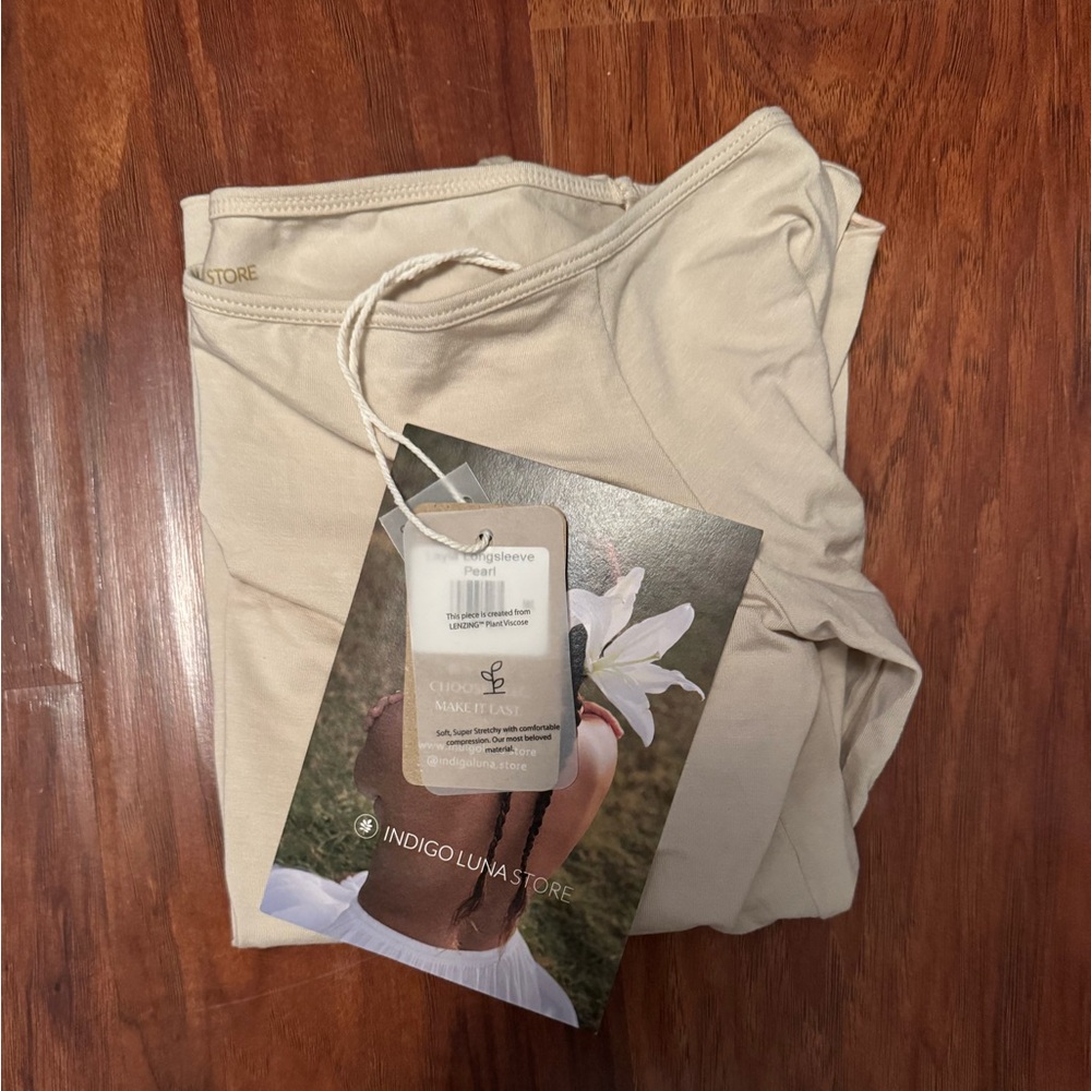 NWT Indigo Luna Beige Top